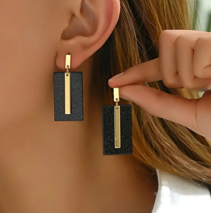 Black Rectangle Earring w/ Gold Accent